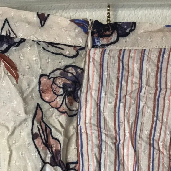 ❌donated❌Floral faux wrap and striped skirt - Picture 9 of 11